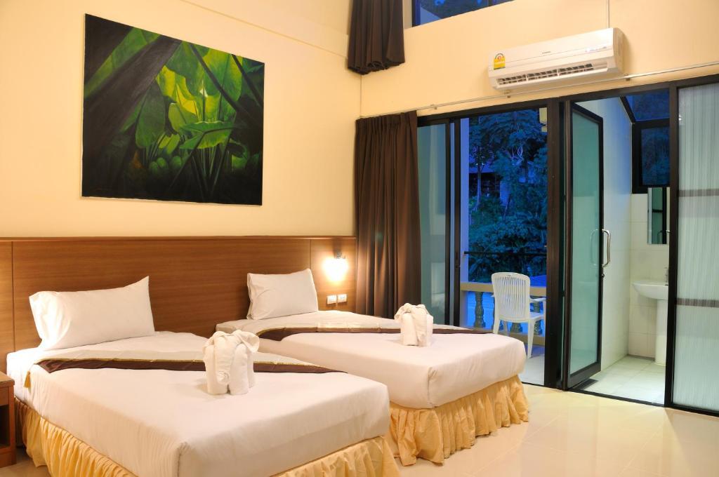 The Wave Hotel Patong Sha Phuket Room photo