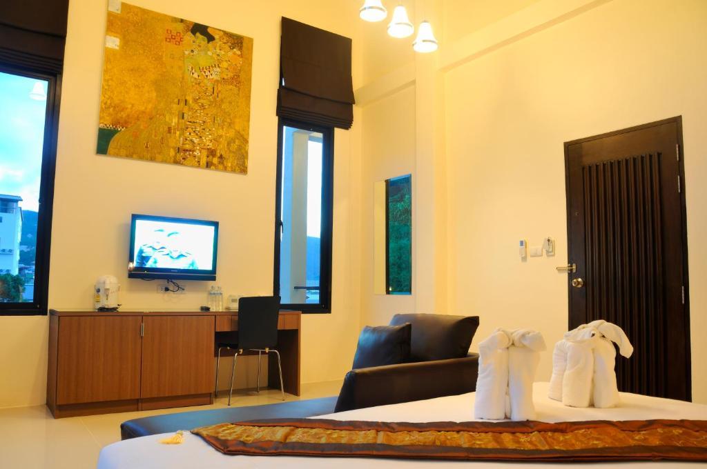 The Wave Hotel Patong Sha Phuket Room photo