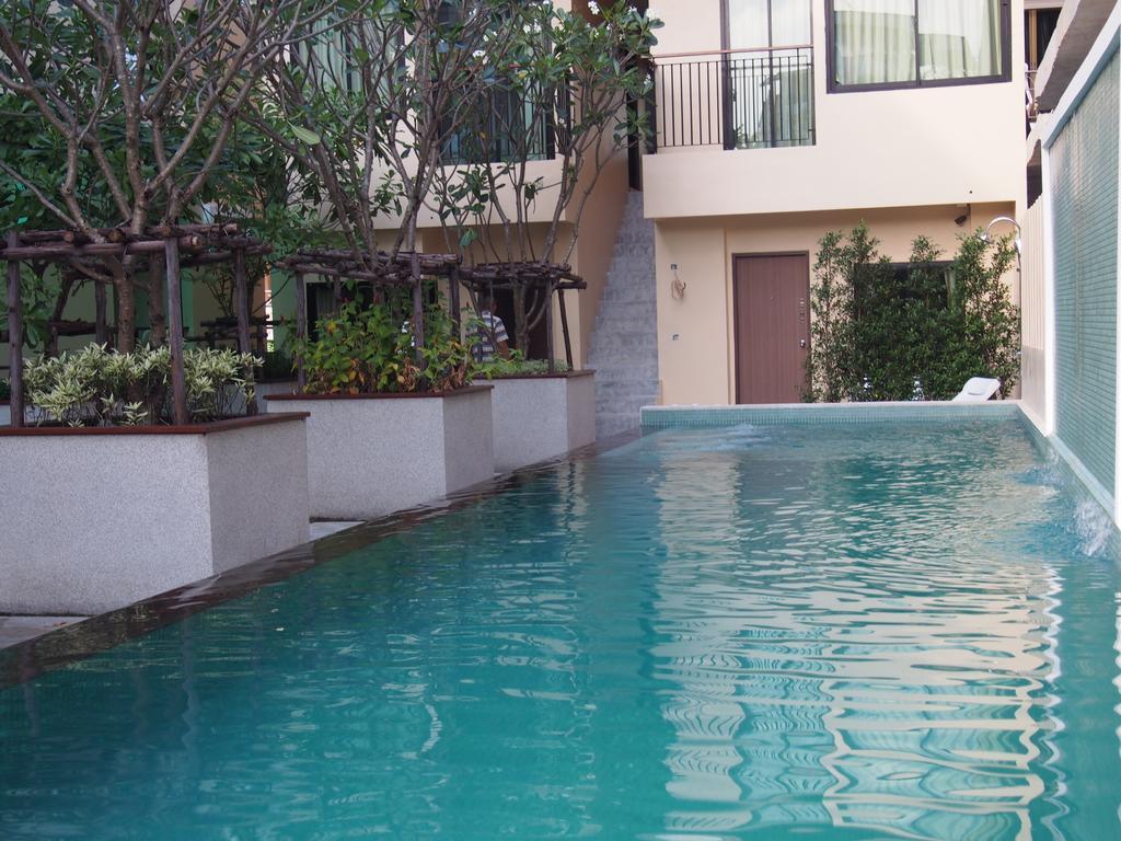The Wave Hotel Patong Sha Phuket Exterior photo